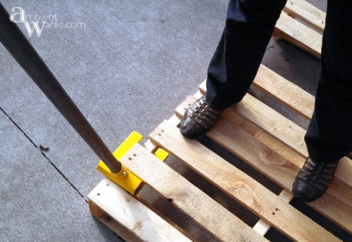 How-To-Break-Apart-Pallets-The-Easy-Way-Testing-My-New-Toy-ambientwares.com